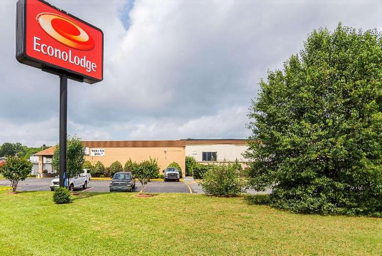 Econo Lodge Jacksonville near Little Rock Air For