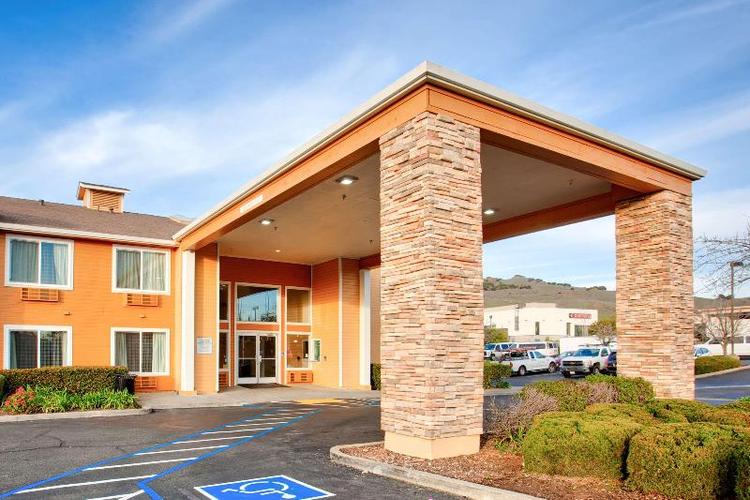 Quality Inn Near Six Flags Discovery Kingdom-Napa