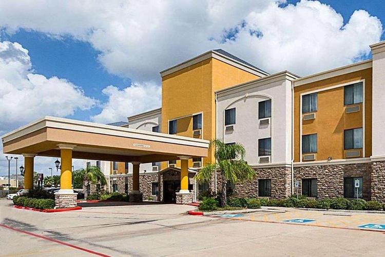 Days Inn Suites Houston - West Energy Corridor