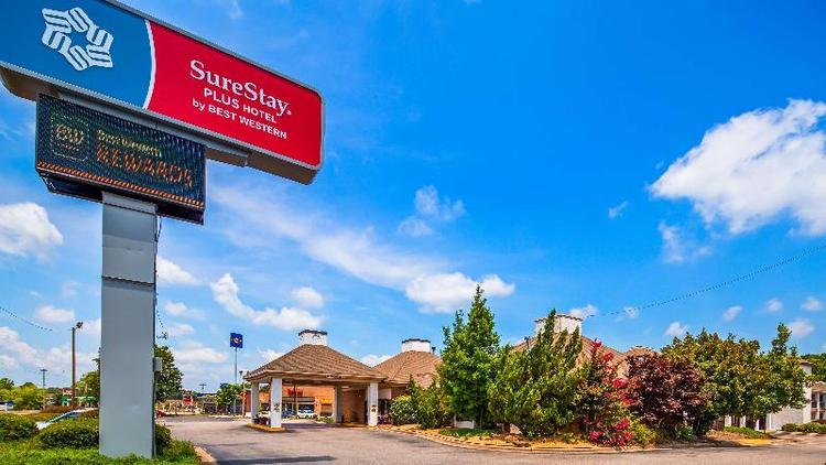 Quality Inn & Suites Fayetteville I-95