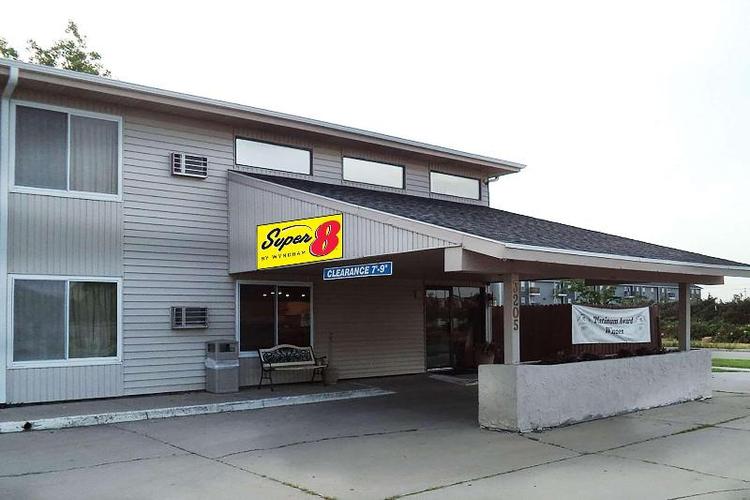 Super 8 by Wyndham Grand Island South