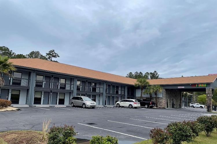 Baymont by Wyndham Ridgeland I-95