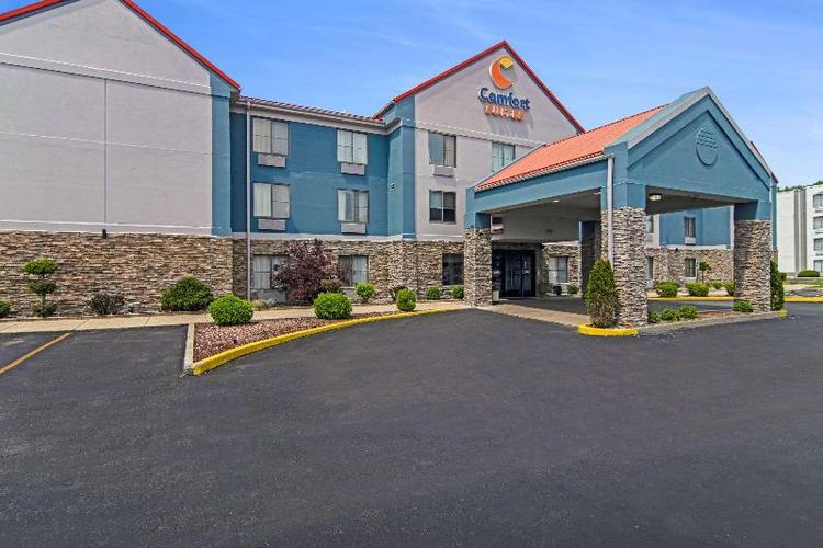 Comfort Suites Lansing