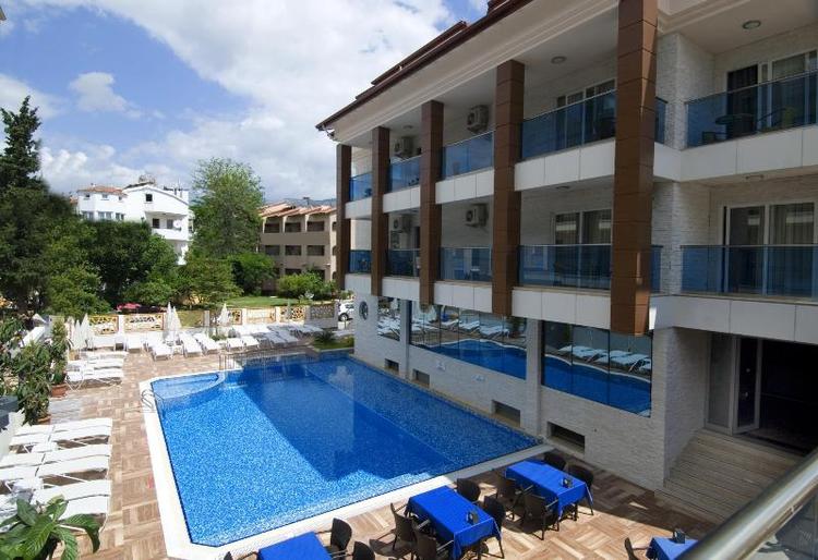 Supreme Boutique Hotel