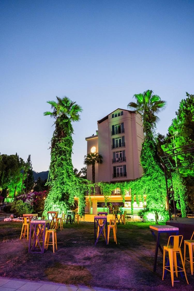 Hotel Caprea