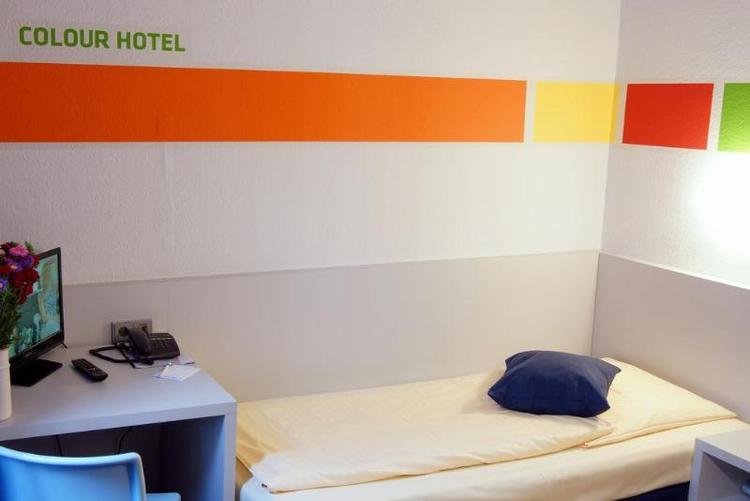 Colour Hotel