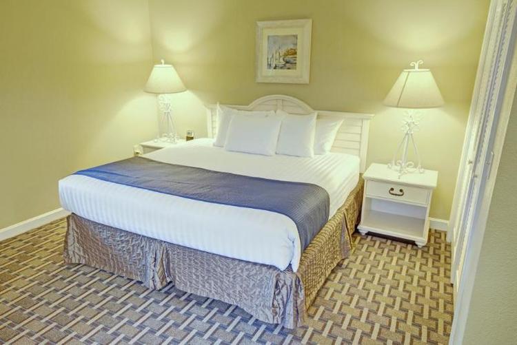 Club Wyndham Newport Overlook