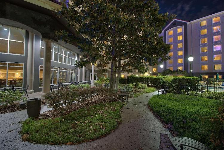 La Quinta Inn and Suites Orlando Convention Center