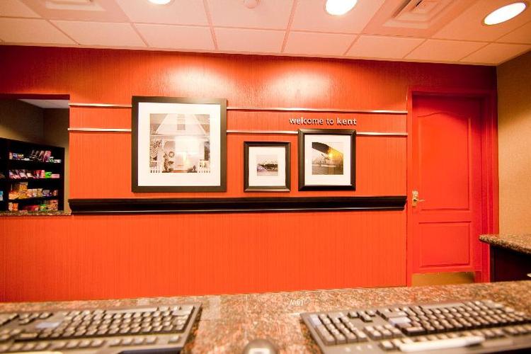Hampton Inn & Suites Seattle Kent, WA