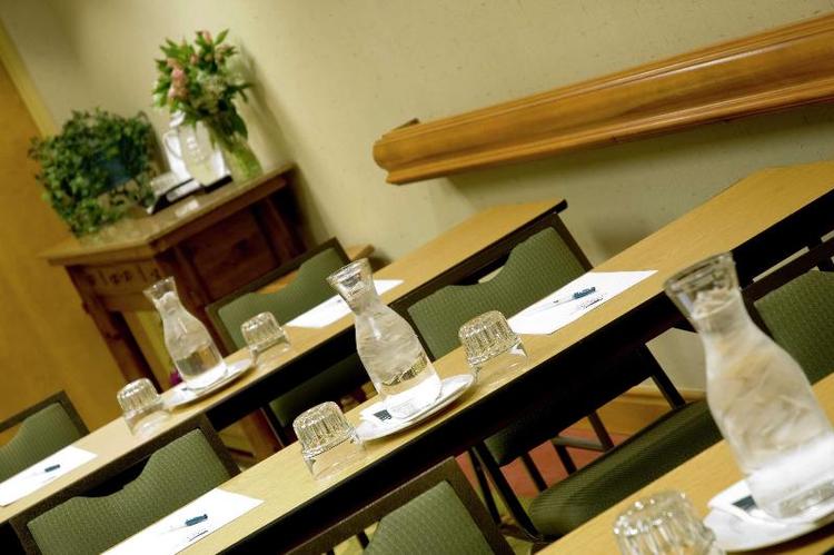 Homewood Suites by Hilton Phoenix-Biltmore