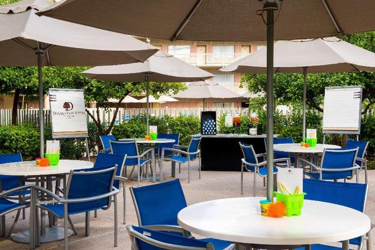 DoubleTree Suites by Hilton Hotel Phoenix