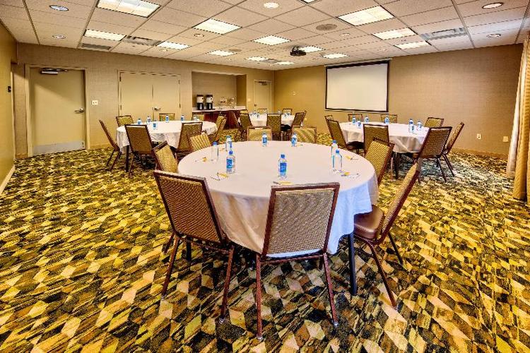 Hampton Inn Rochester-Irondequoit