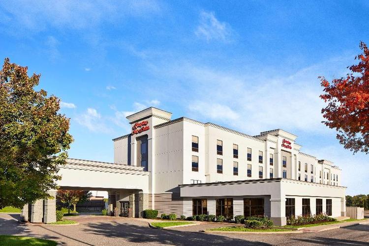 Hampton Inn & Suites New Haven South-West