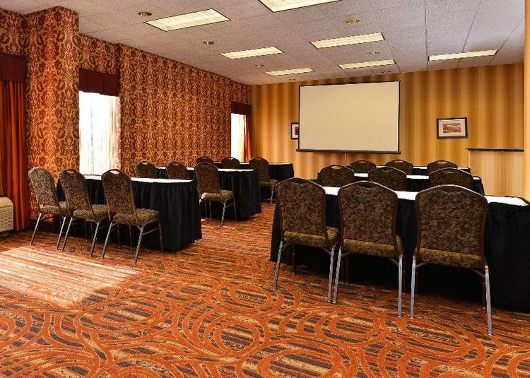 Hampton Inn Chicago-Carol Stream
