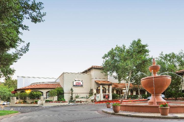 Los Abrigados Resort & Spa
