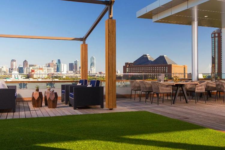 Renaissance Dallas Hotel