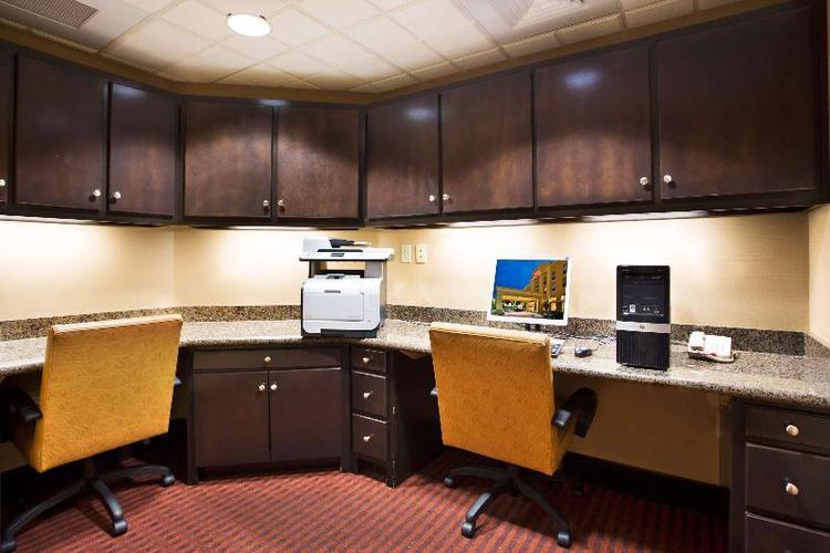 Hampton Inn & Suites Laurel, MS