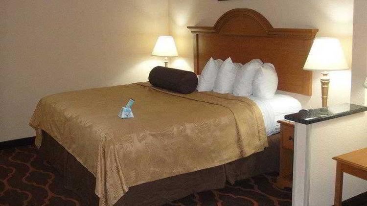 Quality Inn & Suites Huntsville