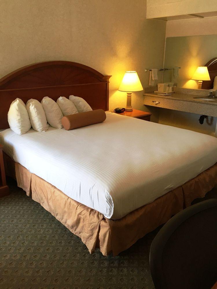 Huntington Beach Inn