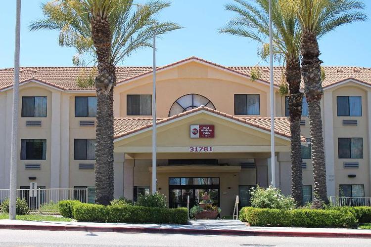 Best Western Plus Lake Elsinore Inn & Suites