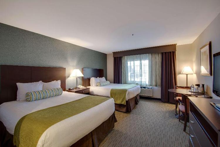 Best Western Plus The Inn At Hampton