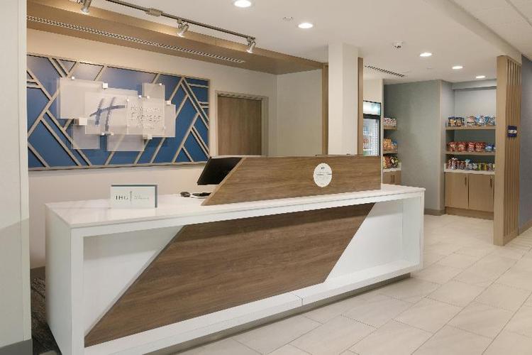 Holiday Inn Express & Suites Williamstown