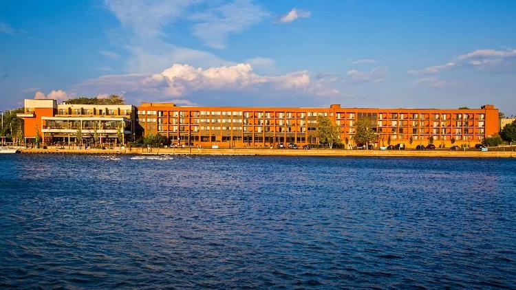 Best Western Plus Oswego Hotel and Conference Cent