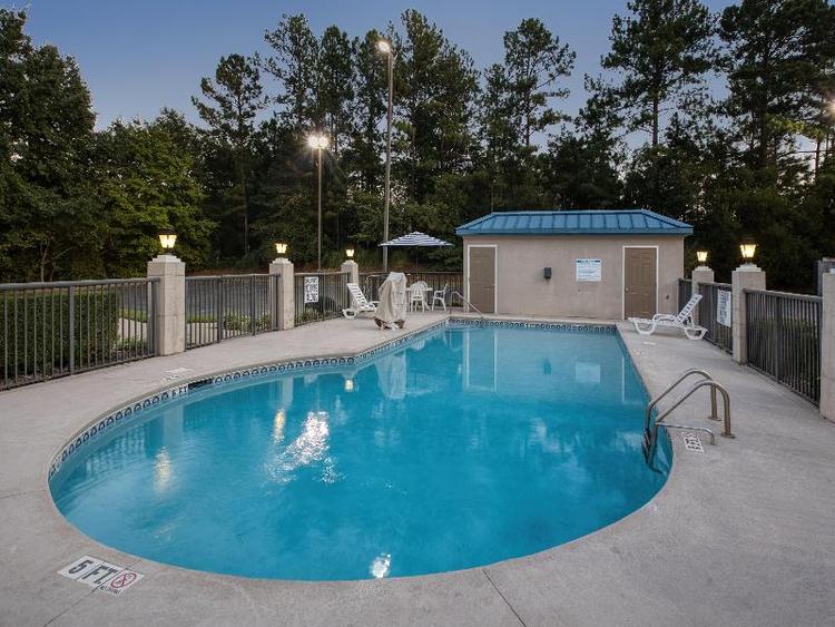 Best Western Executive Inn & Suites