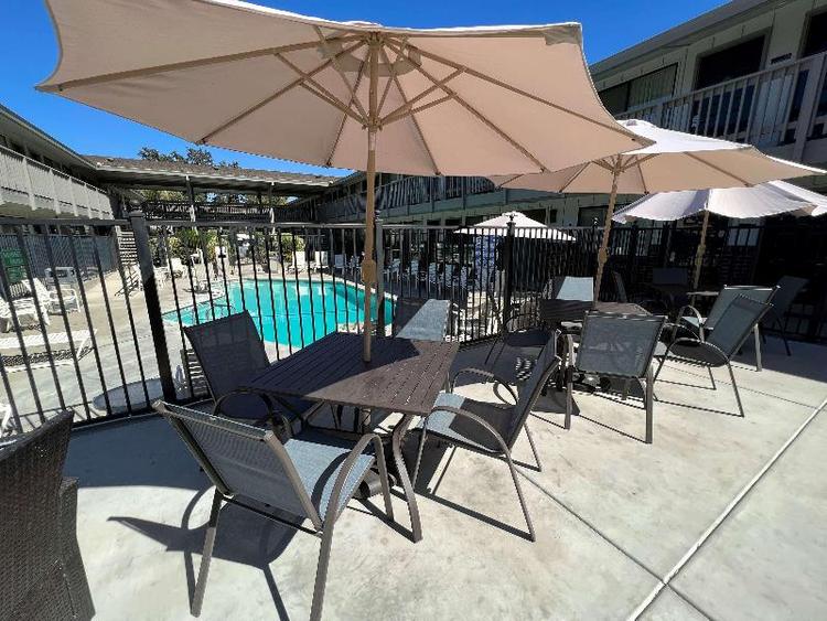 Best Western Shadow Inn