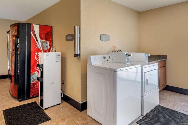 Best Western John Jay Inn & Suites