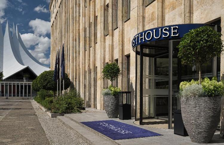 The Posthouse Berlin – Leonardo Limited Edition
