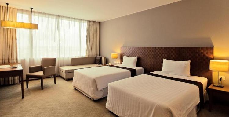 Sunee Grand Hotel and Convention Center