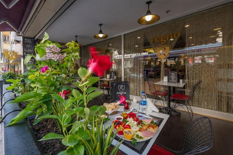 Regno Hotel