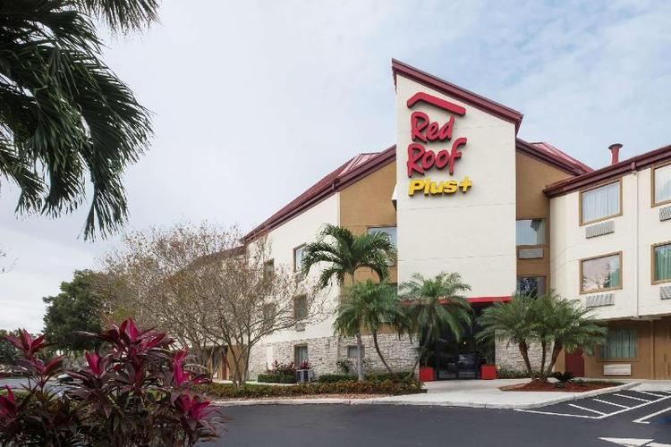 Red Roof PLUS+ West Palm Beach