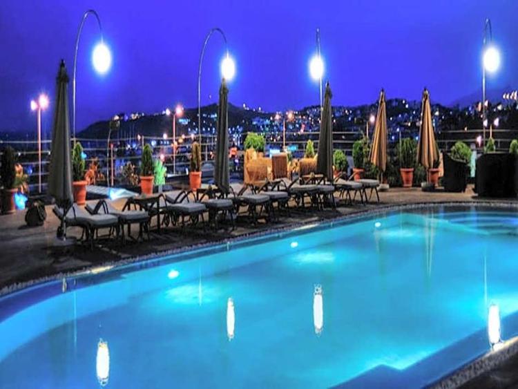 Lvzz Hotel