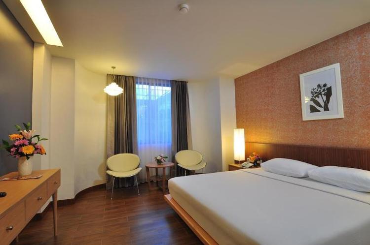 Flipper Lodge Hotel