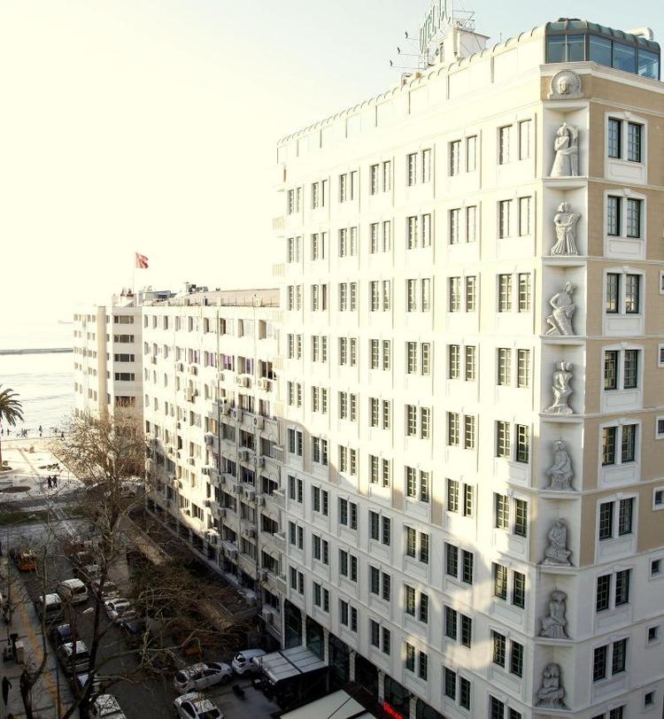 Marla Hotel