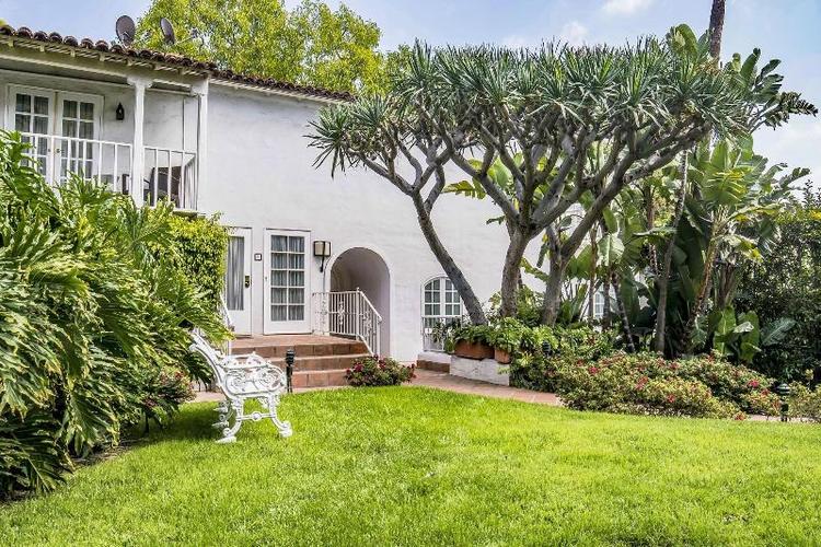 Sunset Marquis Hotel and Villas