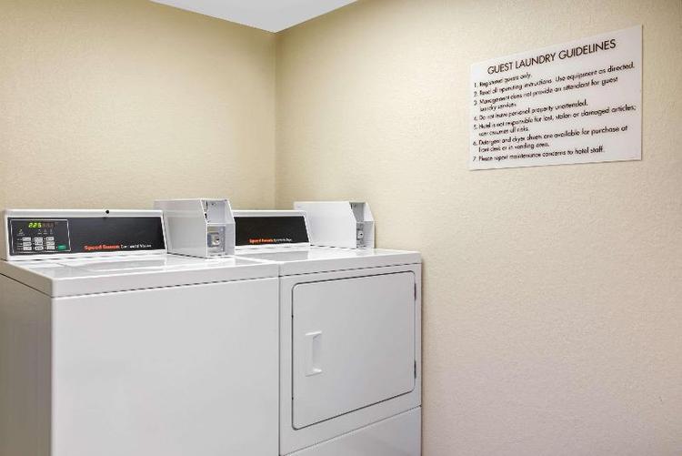 Quality Inn and Conference Center Richmond Area