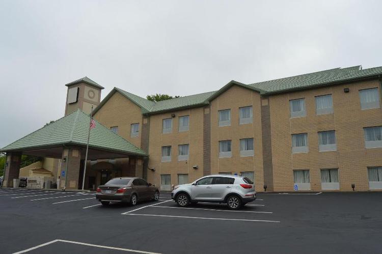 Quality Inn & Suites Cincinnati