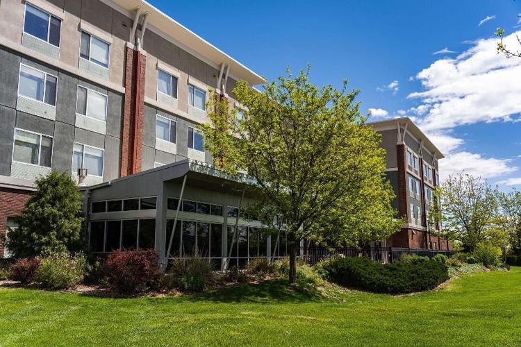 Cambria Suites Fort Collins