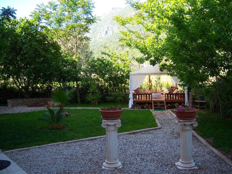 Papirus Hotel