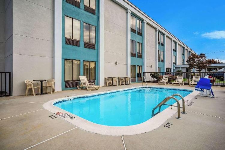 Quality Inn Jacksonville near Camp Lejeune