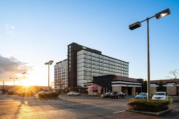 Holiday Inn Newark International Airport-North