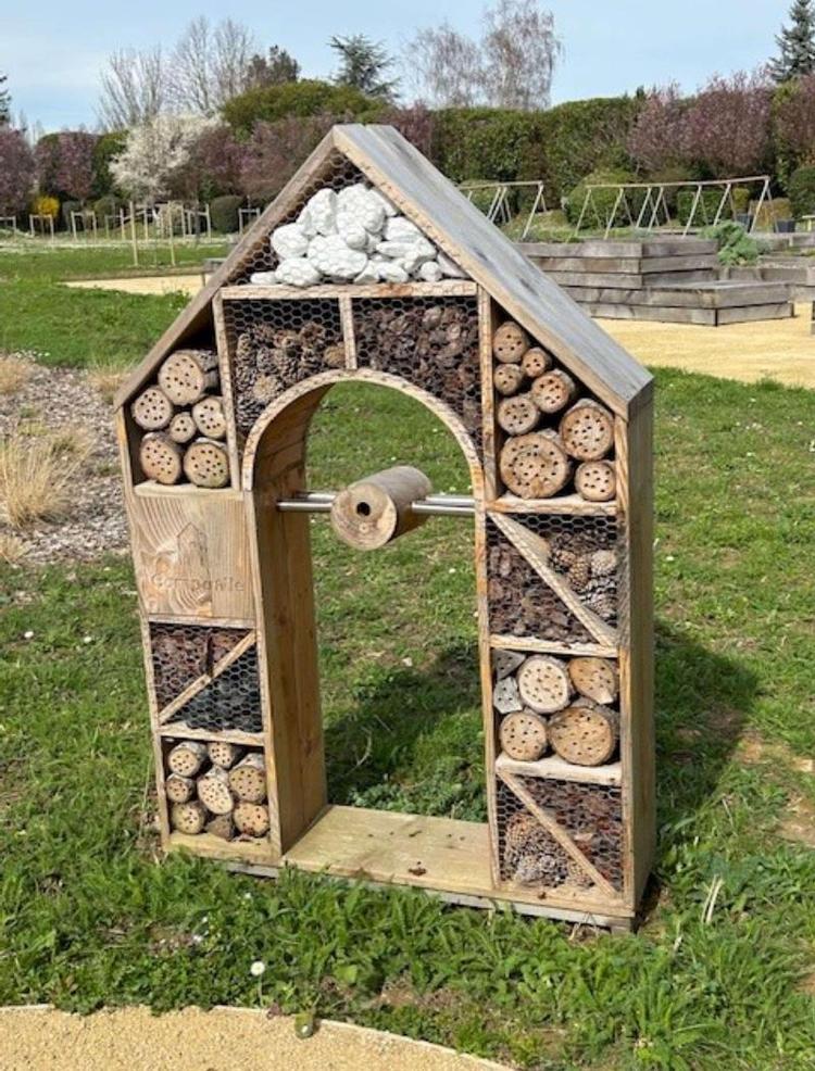 Campanile Villennes Sur Seine - Poissy