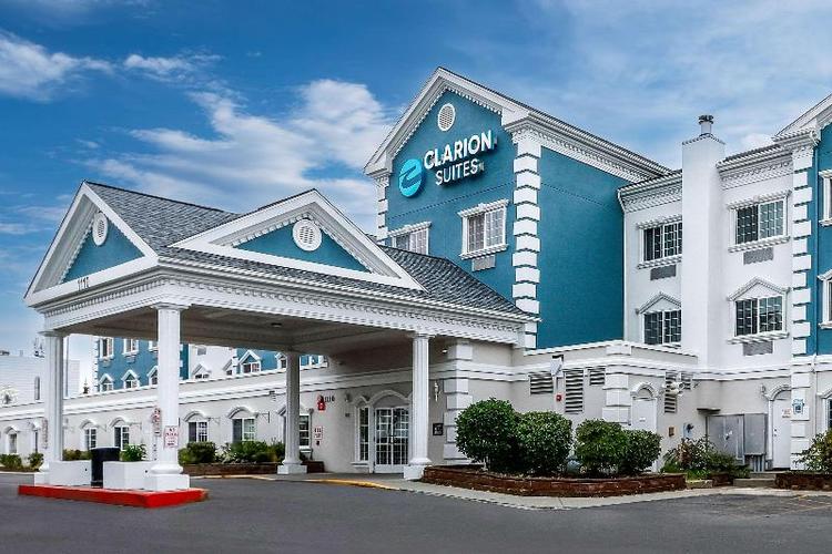 Clarion Suites Downtown Anchorage