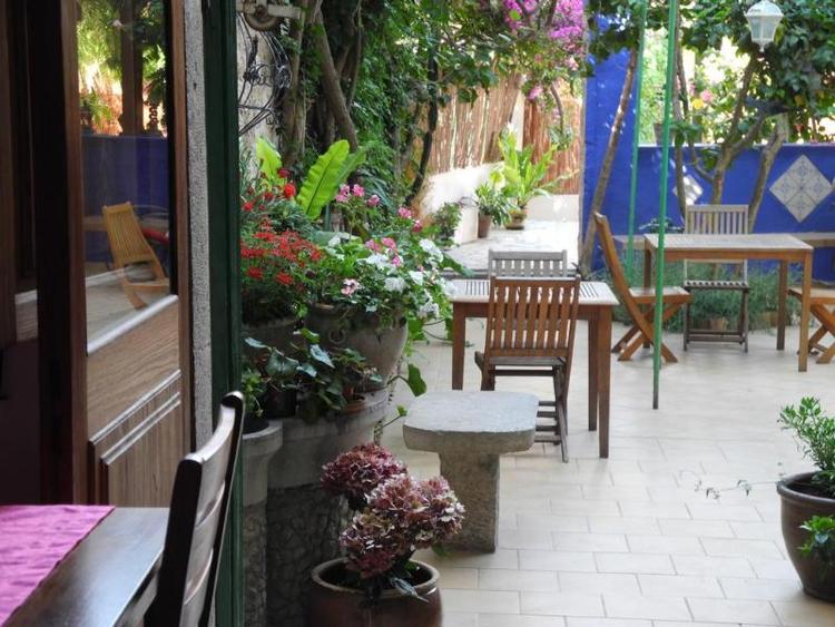 Casa Bougainvillea