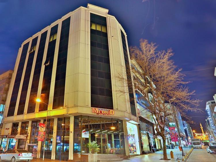Grand Madrid Hotel
