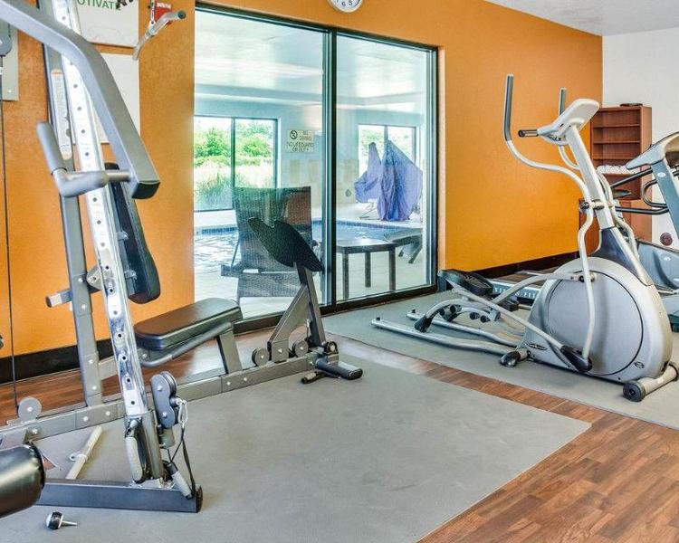 Comfort Suites Suffolk - Chesapeake