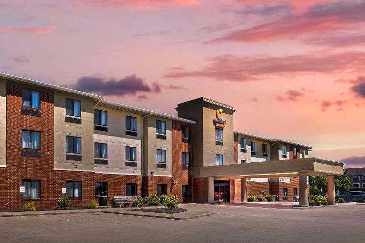 Comfort Suites Merrillville near US 30